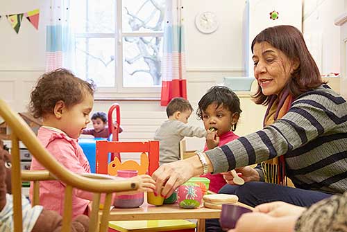 Nursery and playgroup with linguistic support